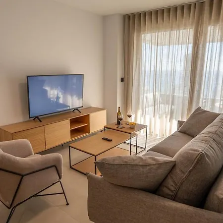 Avanoa - Alexia Apartment *